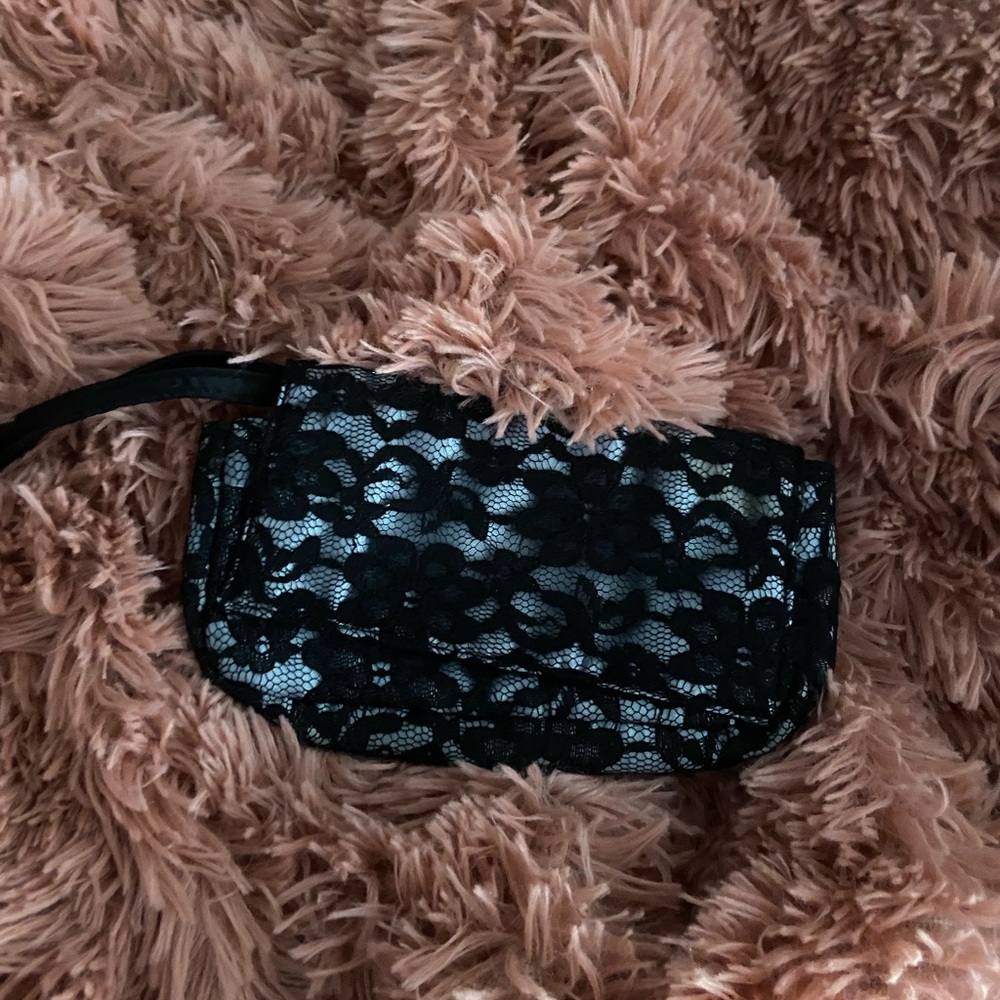 vs lace clutch